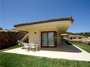 sardinie - vakantiehuis noord sardinia aan zee - resort palau (2).jpg