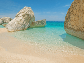 prachtig strand op sardinie