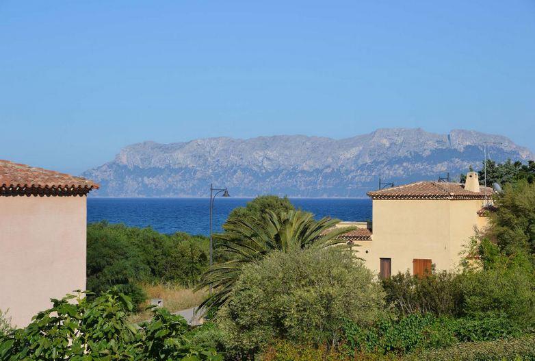 vakantiehuis sardinie aan zee en met zwembad- sardinia4all (15).jpg