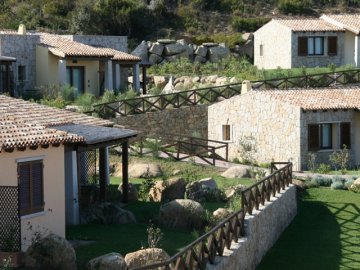 kleinschalig appartementencomplex sardinie - punta falcone sardinia4all (4).jpg