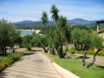 resorts-sardinie-saraceno-arbatax.jpg