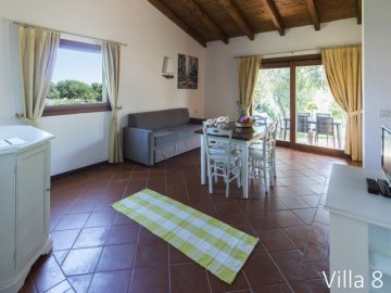 sea villas - soggiorno villa 8 esc..jpg