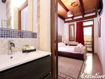 executive-room-alghero-sardinia4all.jpg