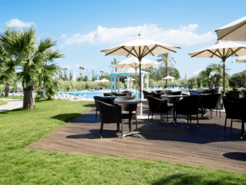 vakantie-sardinie-resort-aan-zee.png
