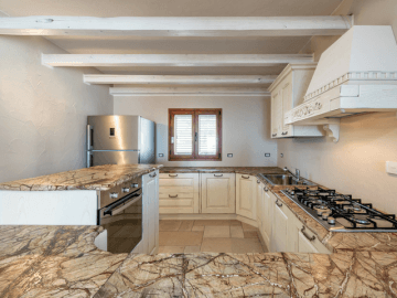 vakantie-appartement-sardinie-cala-gonone (7).png