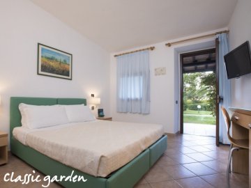 hotel cormoran classic tuin 3.jpg