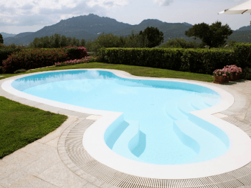vakantiehuis-porto-rotondo-sardinie-met-zwembad (2).png