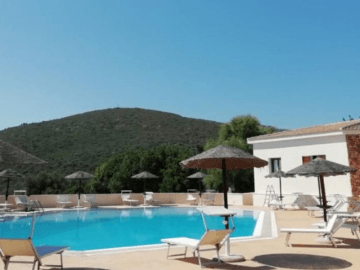 kleinschalig appartementen complex sardinie - villa antonina (18).png