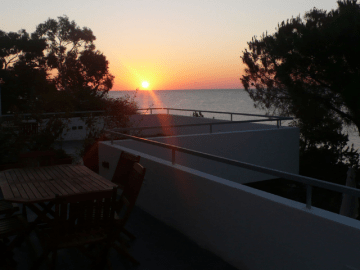 huisje op sardinie aan zee - appartement lungomare orosei - sardinia4all (4).png