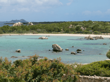 huis aan het strand op sardinie - beach villa golfo aranci - sardinia4all (18).png