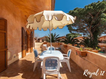 apartment royal 12 - costa rei (4).png