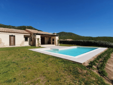 vakantiehuis met zwembad in golfo aranci - sardinie (30).png