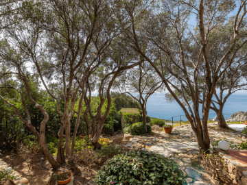 luxe huis sardinie met zeezicht en zwembad (36).png