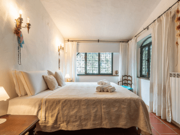 luxe huis sardinie met zeezicht en zwembad (15).png