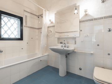 luxe huis sardinie met zeezicht en zwembad (13).png