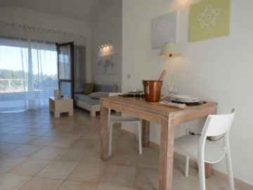 bungalow aan zee op sardinie (10).png