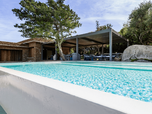 vakantiehuis sardinie - villa smeralda met zwembad (5).png