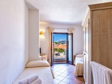 il faro di molara - porto san paolo sardinien 2022 - sardinia4all (10).jpg