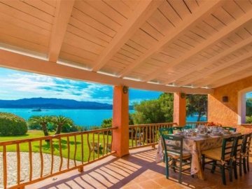 villa cannigione - sardinia4all.jpg