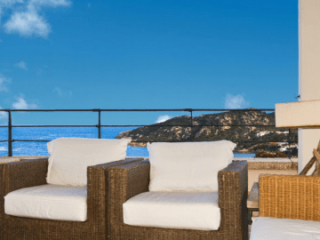 vakantievilla evian in baja sardinia - sardinia4all (3).png