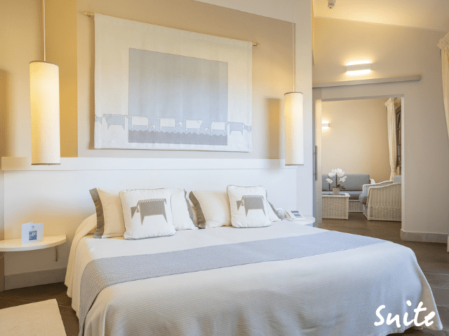 suite hotel baia di nora, pula - sardinie (5).png
