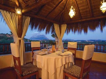 Restaurant - Hotel Ollastu - Costa Corallina - Sardinië