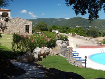 Hotel Valkarana - Sant' Antonio di Gallura - Sardinië