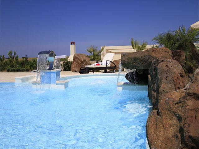 Het schitterende zwembad van de agriturismo - Sardinie
