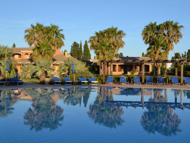 Lantana Resort - Hotel en appartementen in Pula - Sardinie