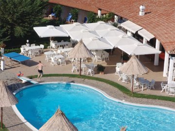 zwembad_cormoran_sardinie